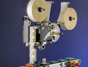 high-speed outer case labelling machine